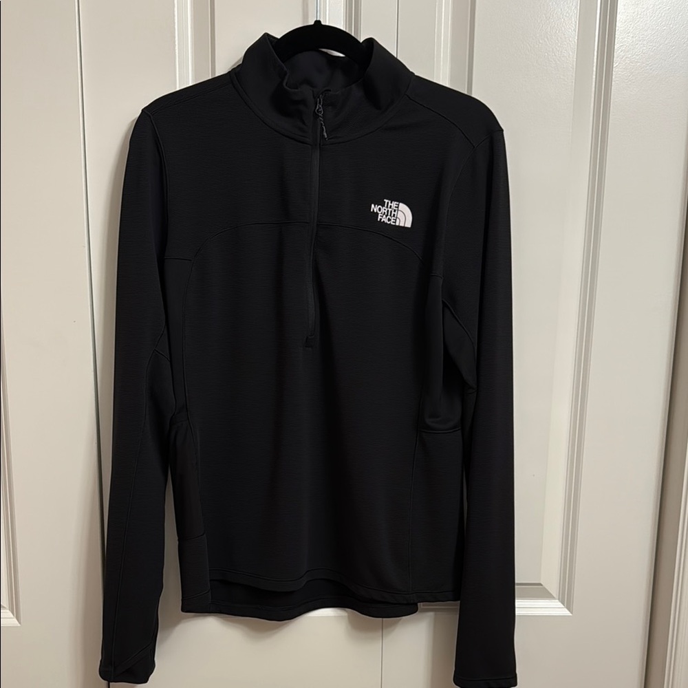 Women’s The North Face half zip Base layer, black size xl
